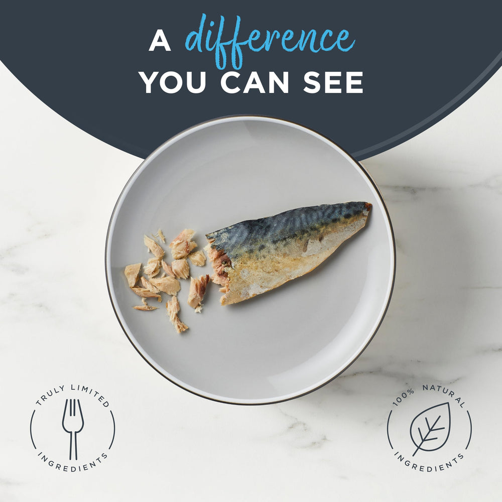 Reveal single-ingredient treats label shows simple, honest ingredients for cats.
