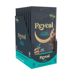 Reveal tuna puree treat pouch close-up, ideal for rewards and hydration during mealtime.