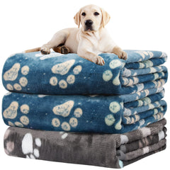 Rezutan premium dog blanket gray top view shows plush softness for pets