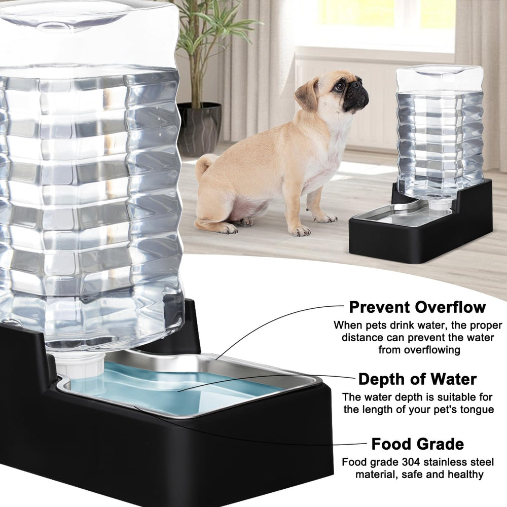 RIZZARI non-slip base keeps the dispenser stable during active play.