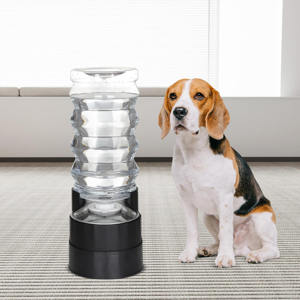 RIZZARI spill-resistant design helps keep floors dry.