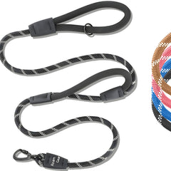Roam Gear 6-foot dog leash with comfortable grip for daily walks.