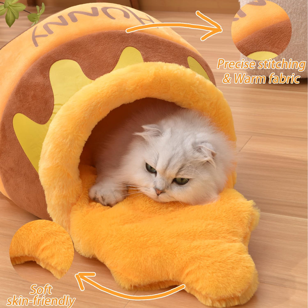 Romaneco Honey Pot Cat Cave entry shows wide opening for easy access.