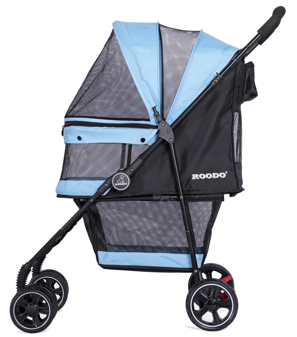 ROODO in-use stroller during outdoor walks with pets.
