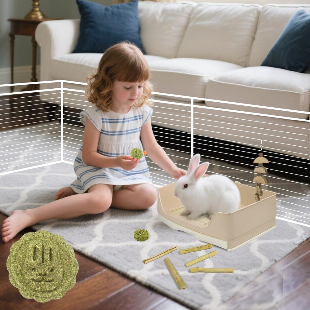 RubyHOME buckle-design litter box stays securely in place during use.