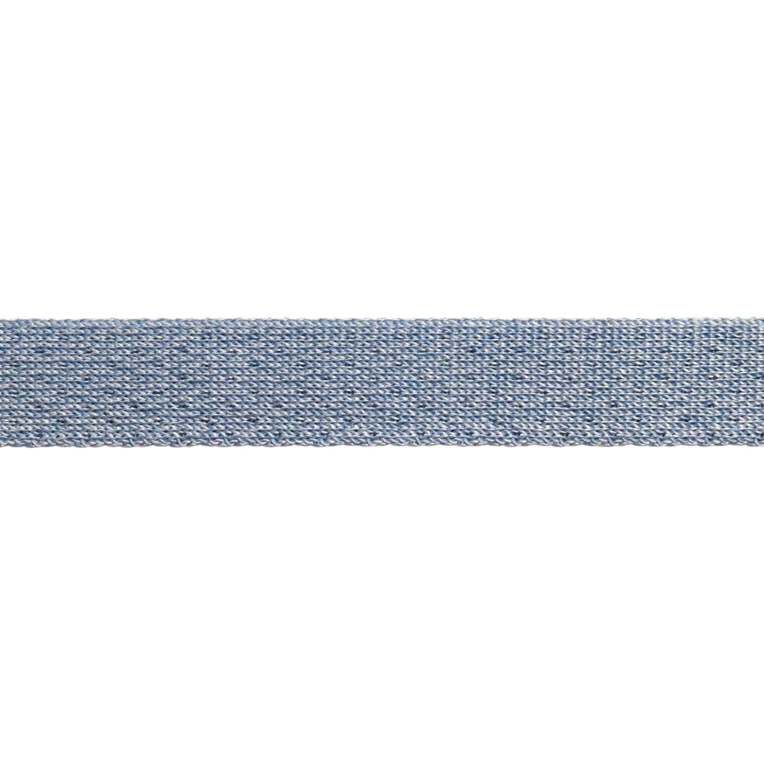 Urban outdoor walk with Ruffwear Front Range Flex leash in Polar Blue.