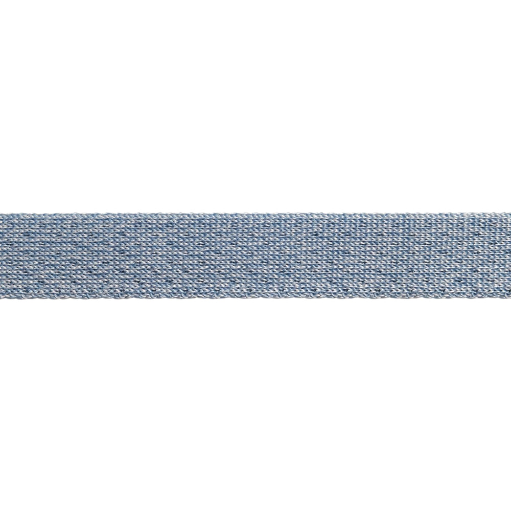 Urban outdoor walk with Ruffwear Front Range Flex leash in Polar Blue.