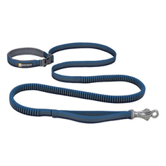 Ruffwear Roamer Bungee Leash Talon Clip secures the dog during runs