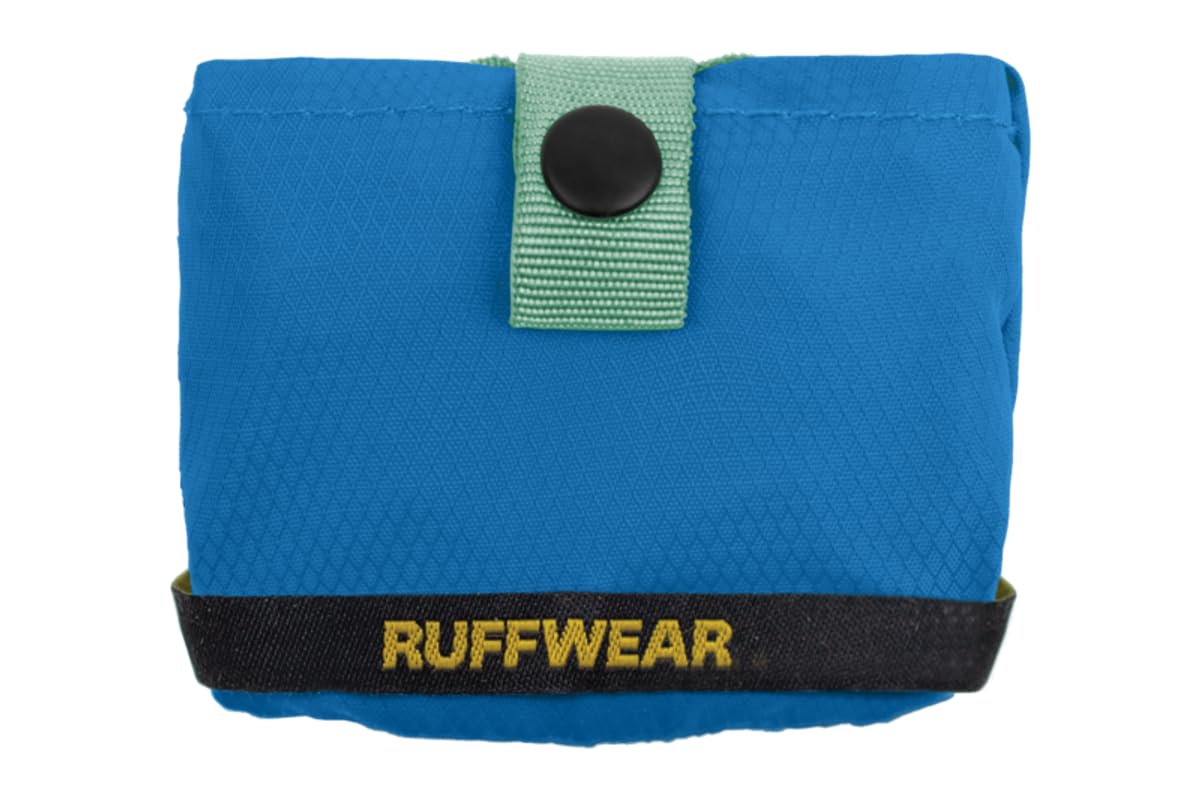 Ruffwear Trail Runner Bowl folds flat for easy packing.