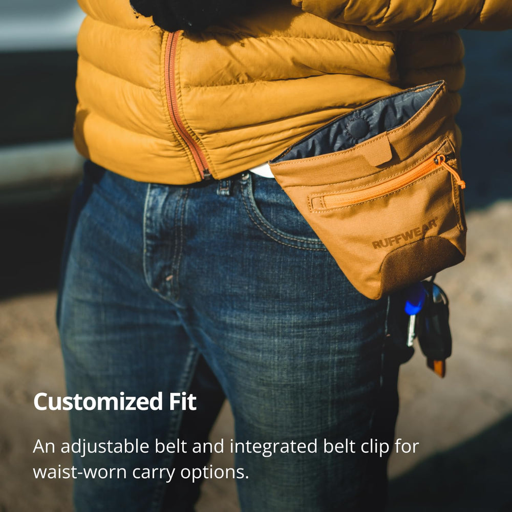 Ruffwear Treat Trader waist belt enables hands-free, comfortable training sessions.