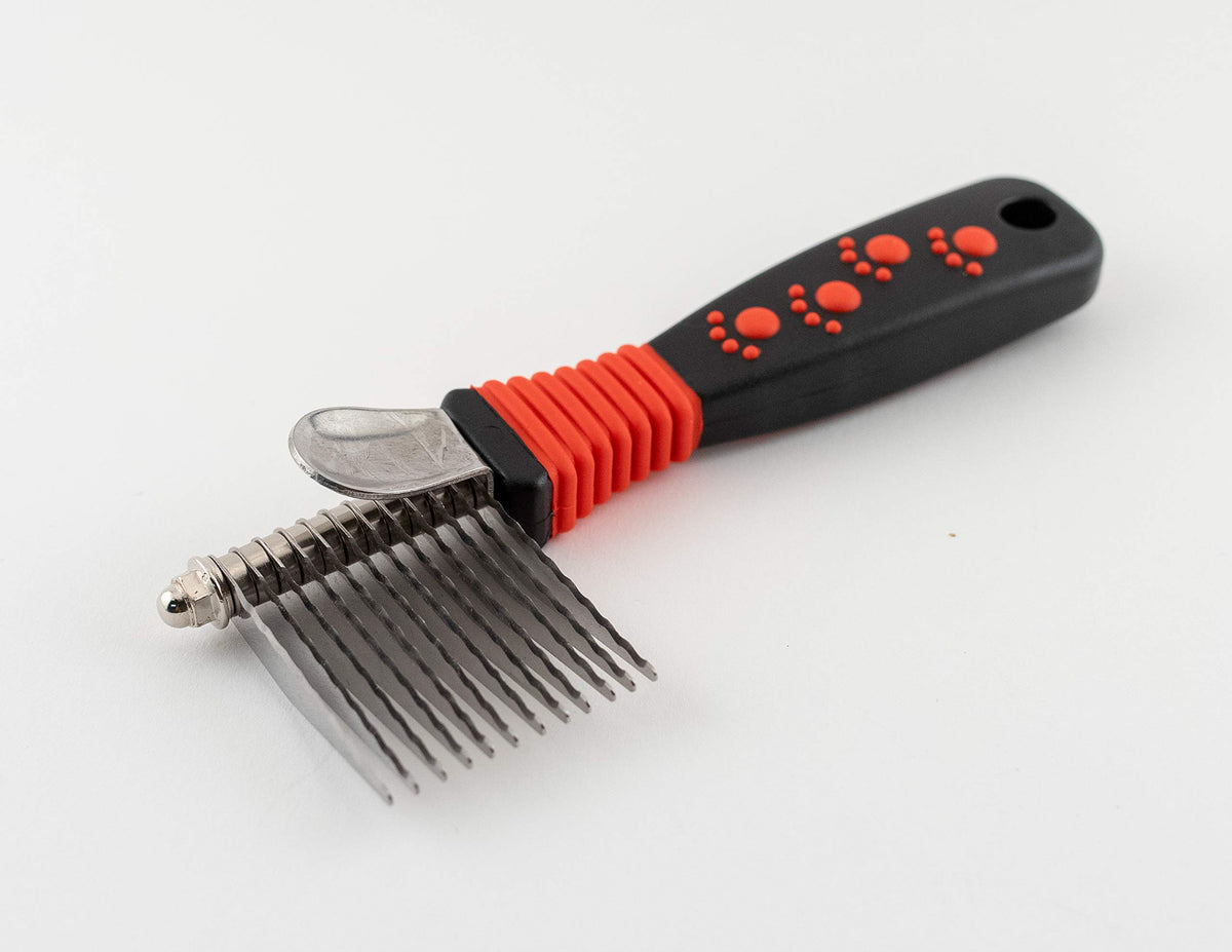 RYAN'S PET SUPPLIES Paw Brothers 12-blade dematting tool front view for efficient detangling