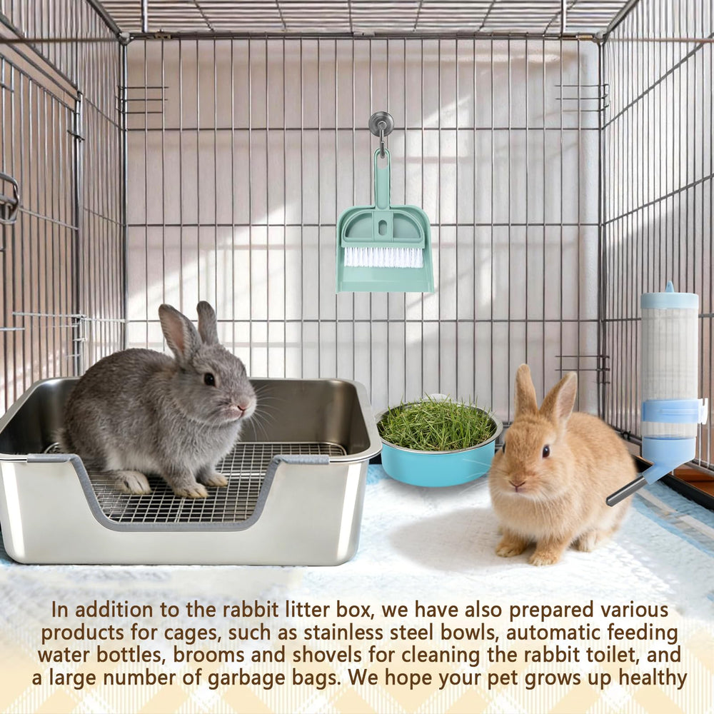 Rypet easy-clean surface resists odors for a fresher enclosure.