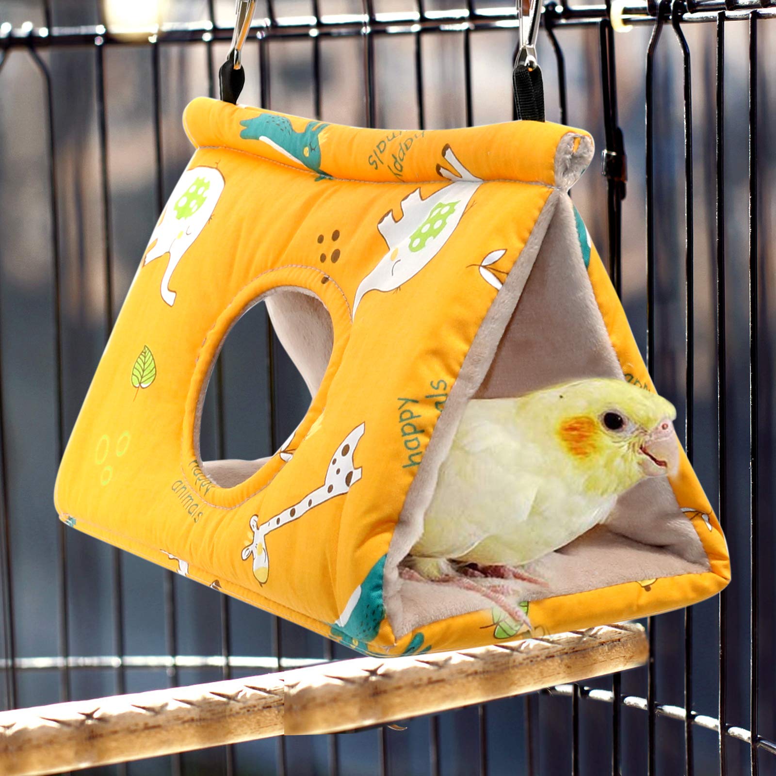 Rypet plush cotton interior offers soft resting space for birds