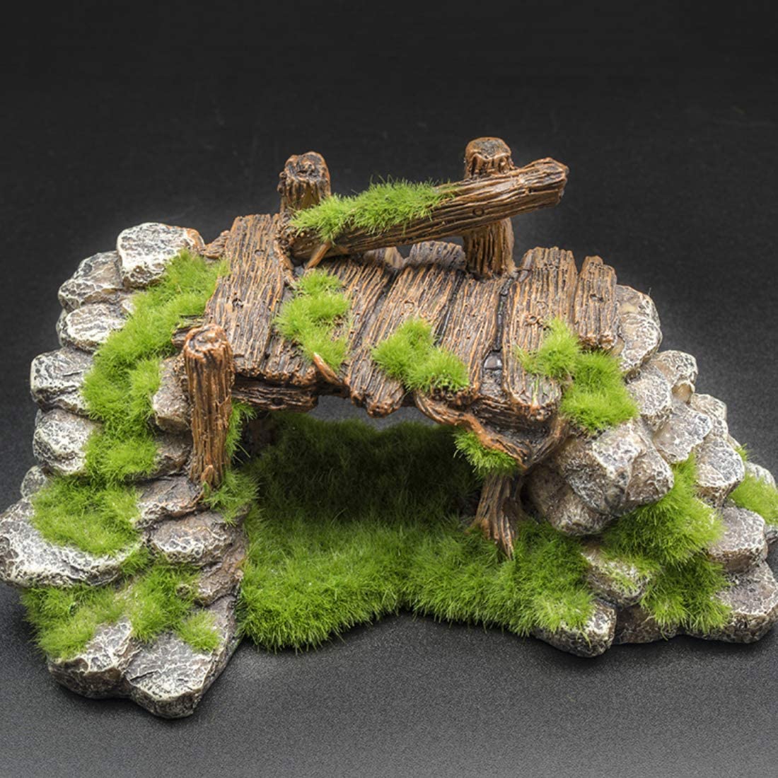 S-Lifeeling resin-safe material ensures a durable aquarium backdrop.