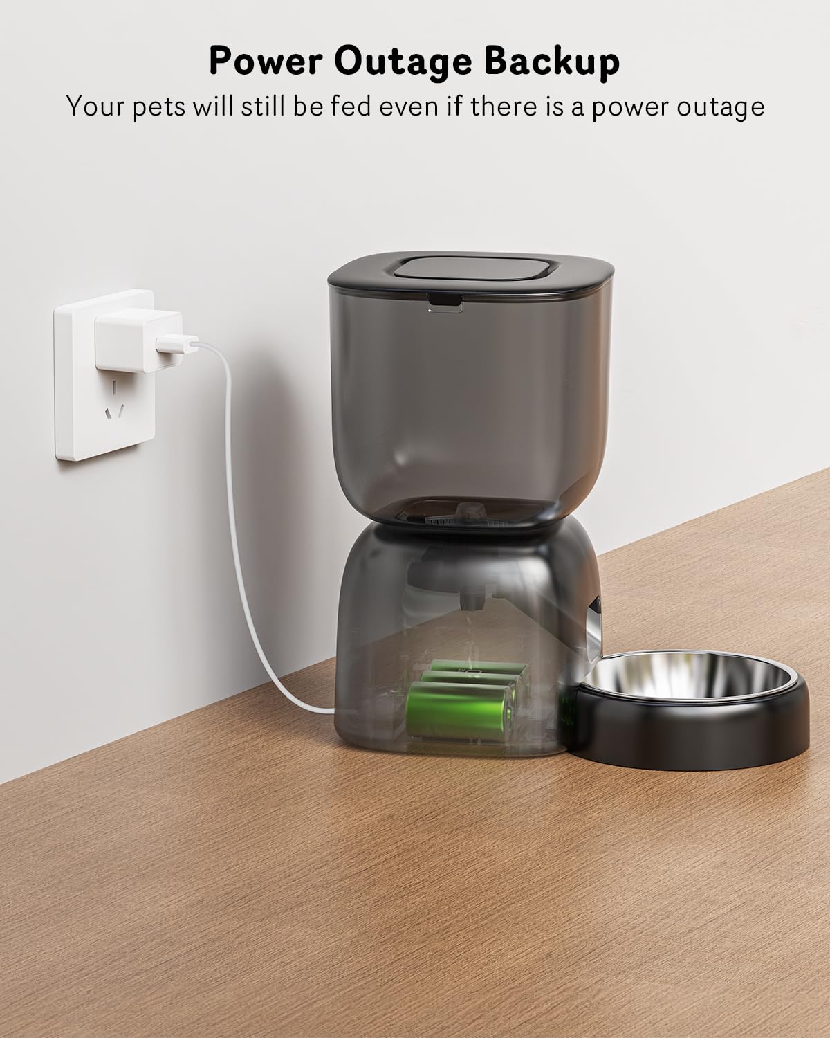 Sarpaws feeder 3L capacity indicator for longer unattended meals.