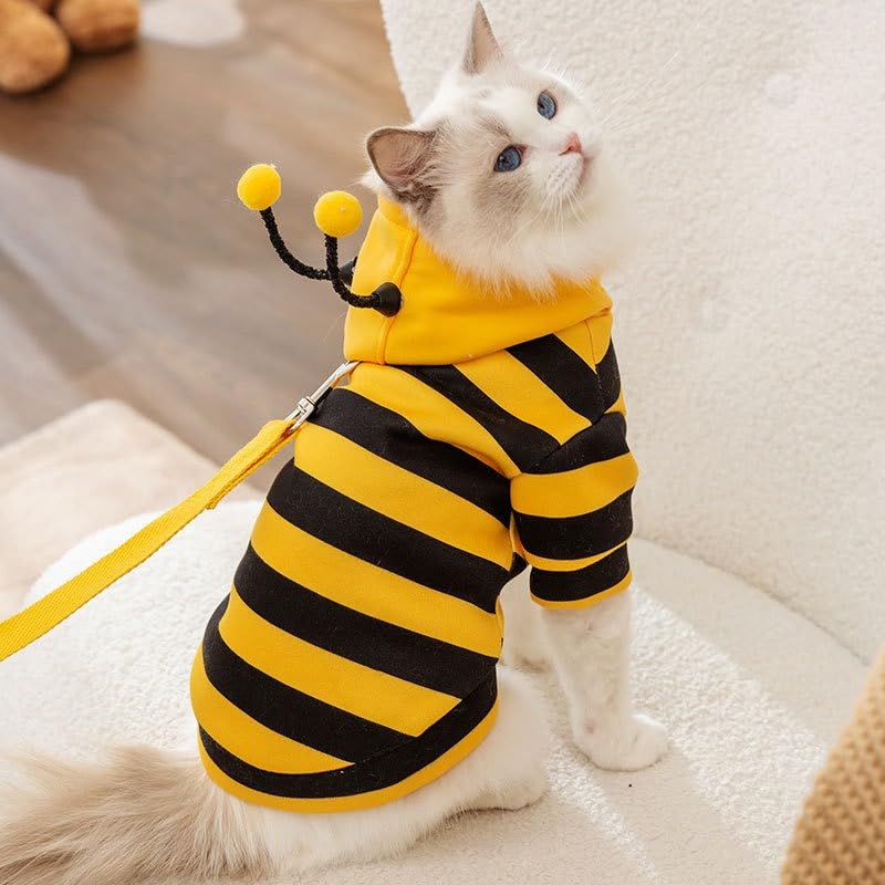 Selena Bee Hoodie back leash hook enables safe outdoor walks.