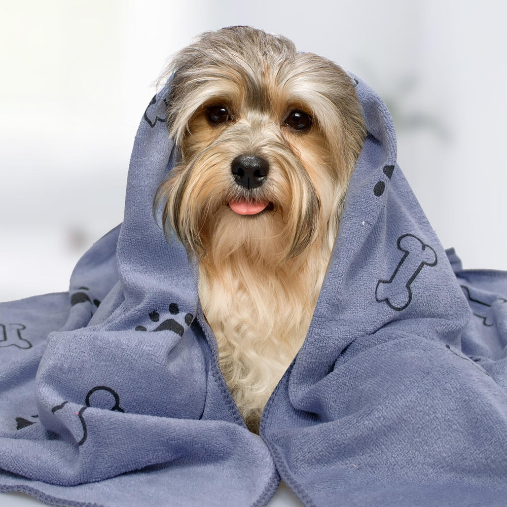 Senonapo towels post-bath dry quickly, keeping pets cozy after washing.