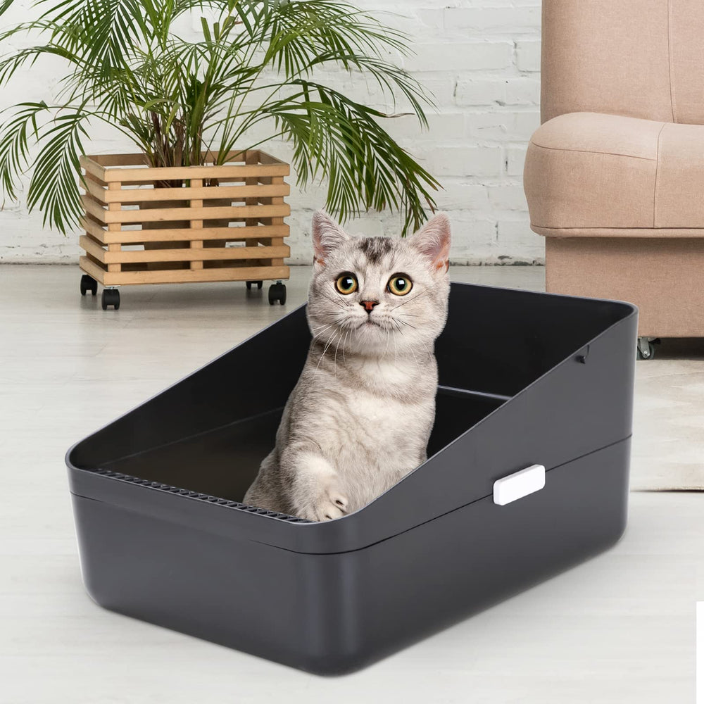 Sfozstra easy-clean design supports quick litter maintenance.