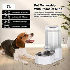 Sfozstra spill-proof base with raised rim reduces spills during drinking.