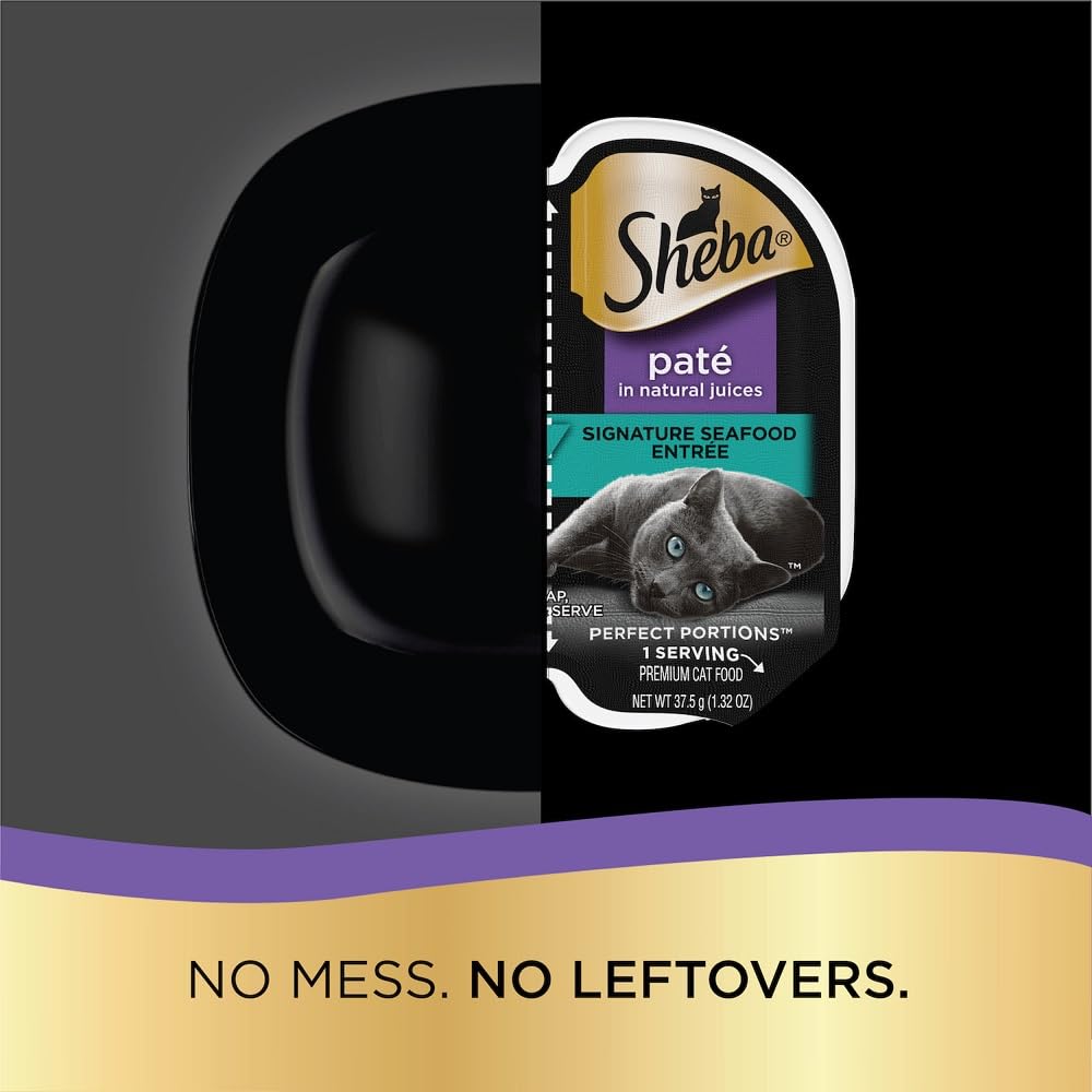 Signature seafood ingredient showcases variety and rich flavor for cats.