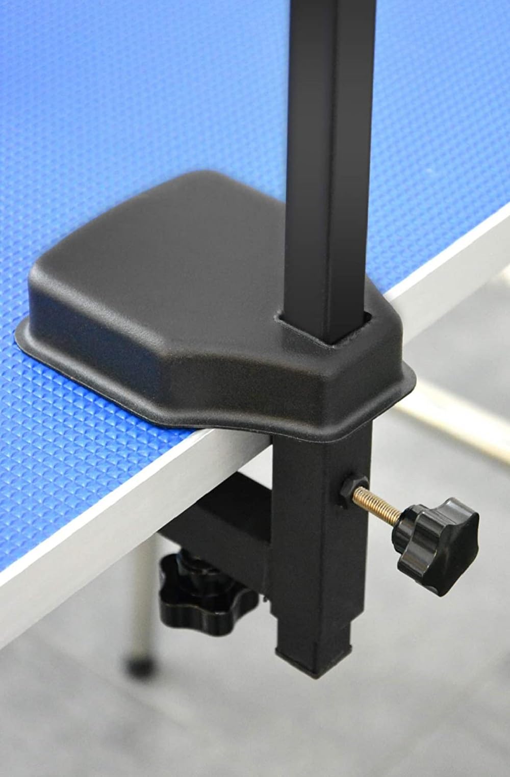 SHELANDY two haunch holders offer secure dog positioning