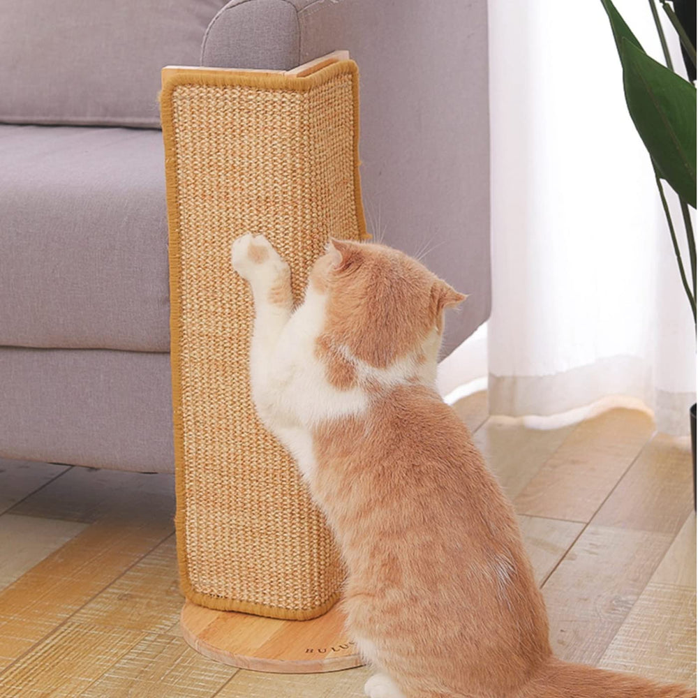 SHENGOCASE cat sisal post with replaceable pad offers durable scratching surface