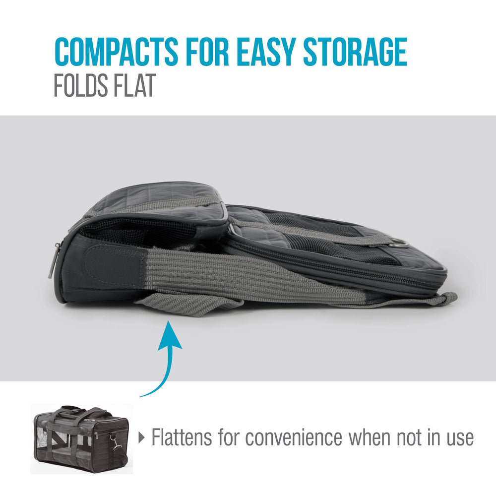 Sherpa removable washable liner keeps carrier fresh between trips.
