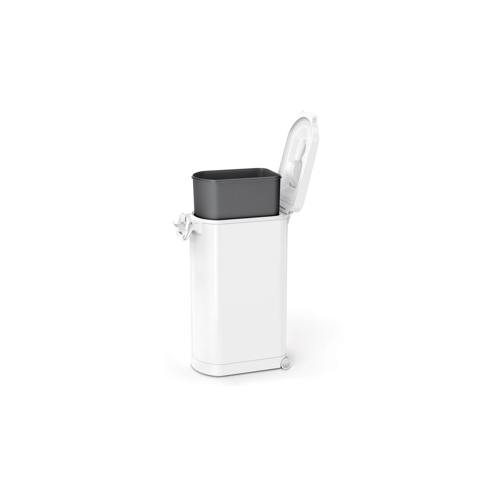 simplehuman removable BPA-free inner bucket for simple cleaning