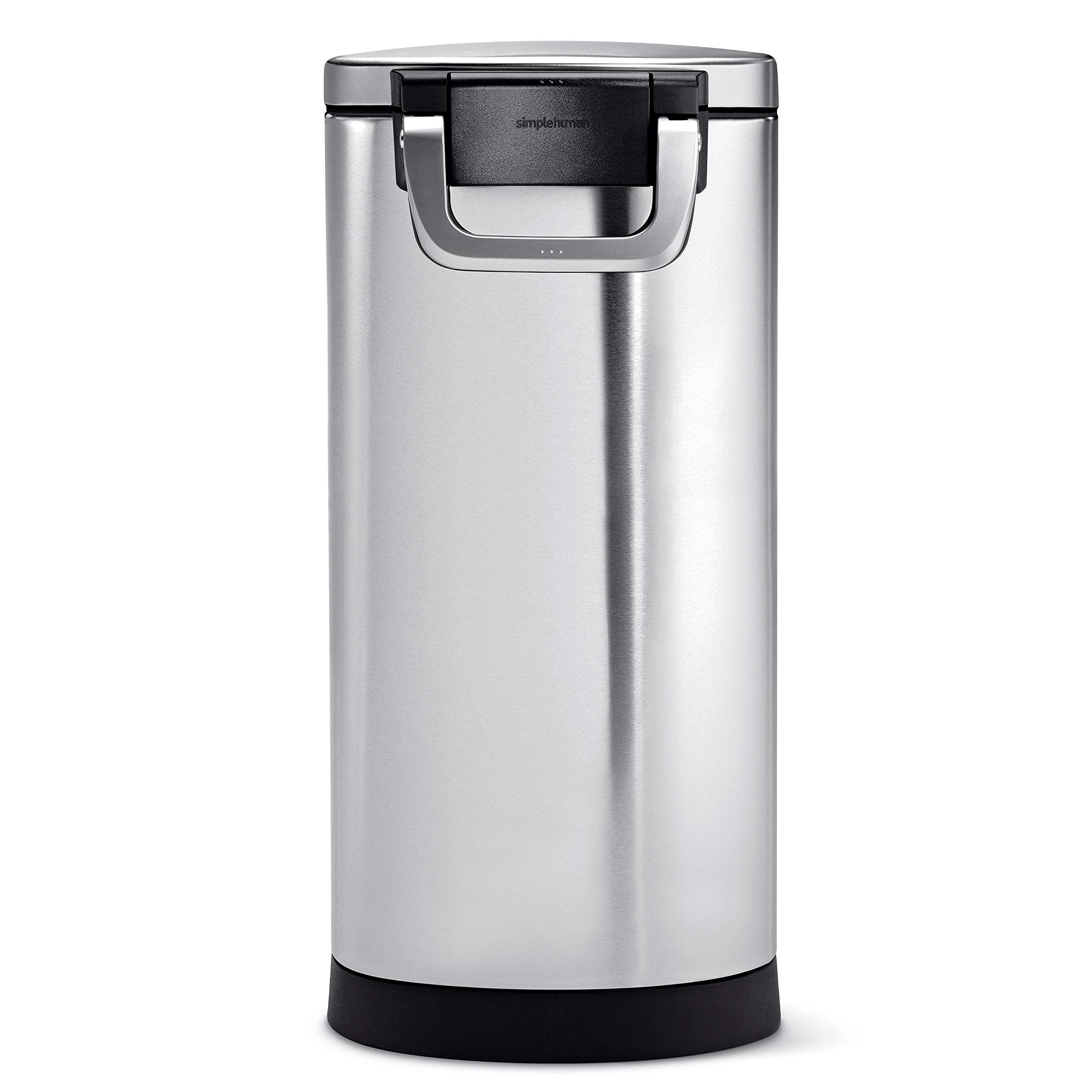magnetic lid-mounted scoop stored under lid for quick feeding