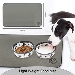 SINLAND non-slip backing keeps bowls secure on the mat