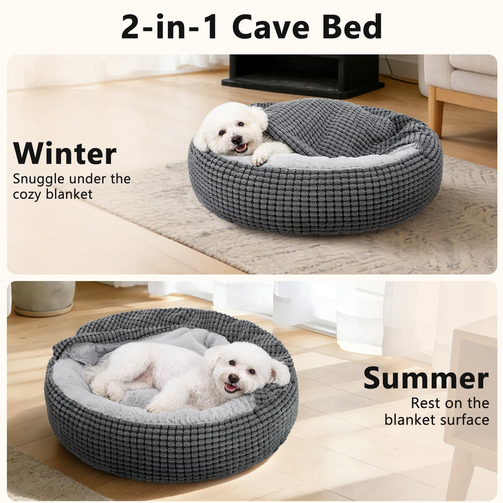 Siwa Mary attached blanket hood enhances snuggling comfort during naps.