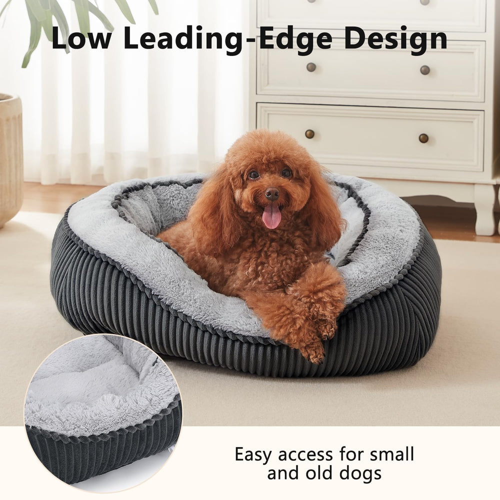Raised-edge rectangular design offers secure head support for curling dogs