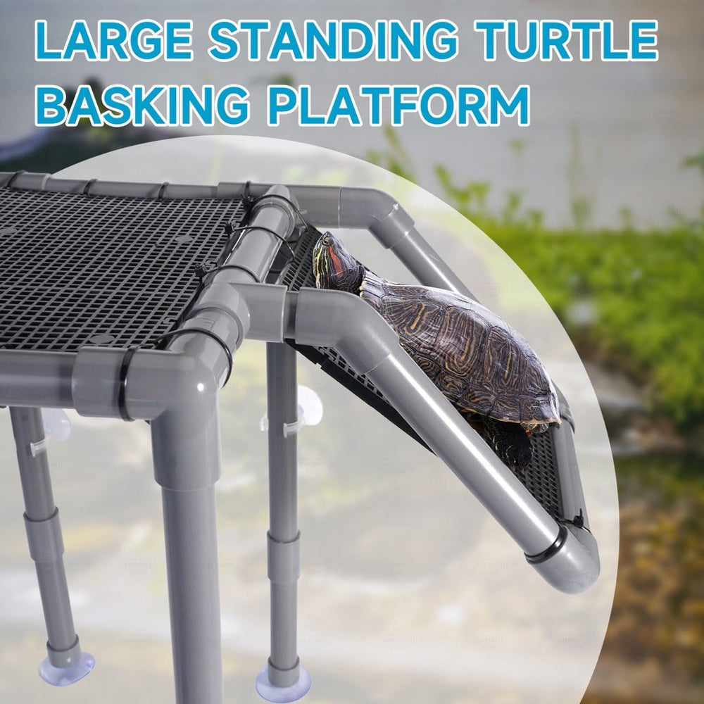 SKARUS non-slip suction maintains a secure perch on smooth tank surfaces