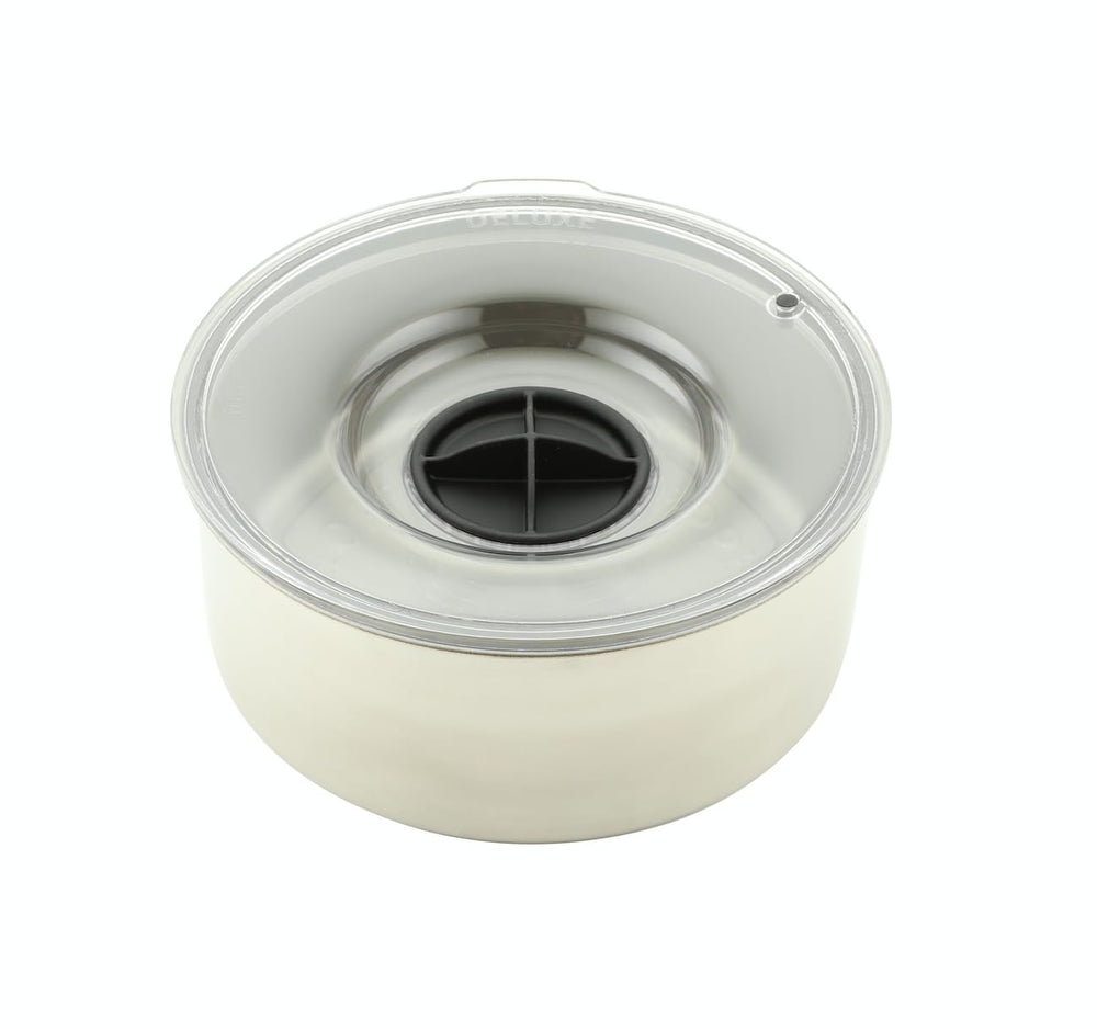 Slopper Stopper anti-mess solution reduces floor cleanup after hydration.