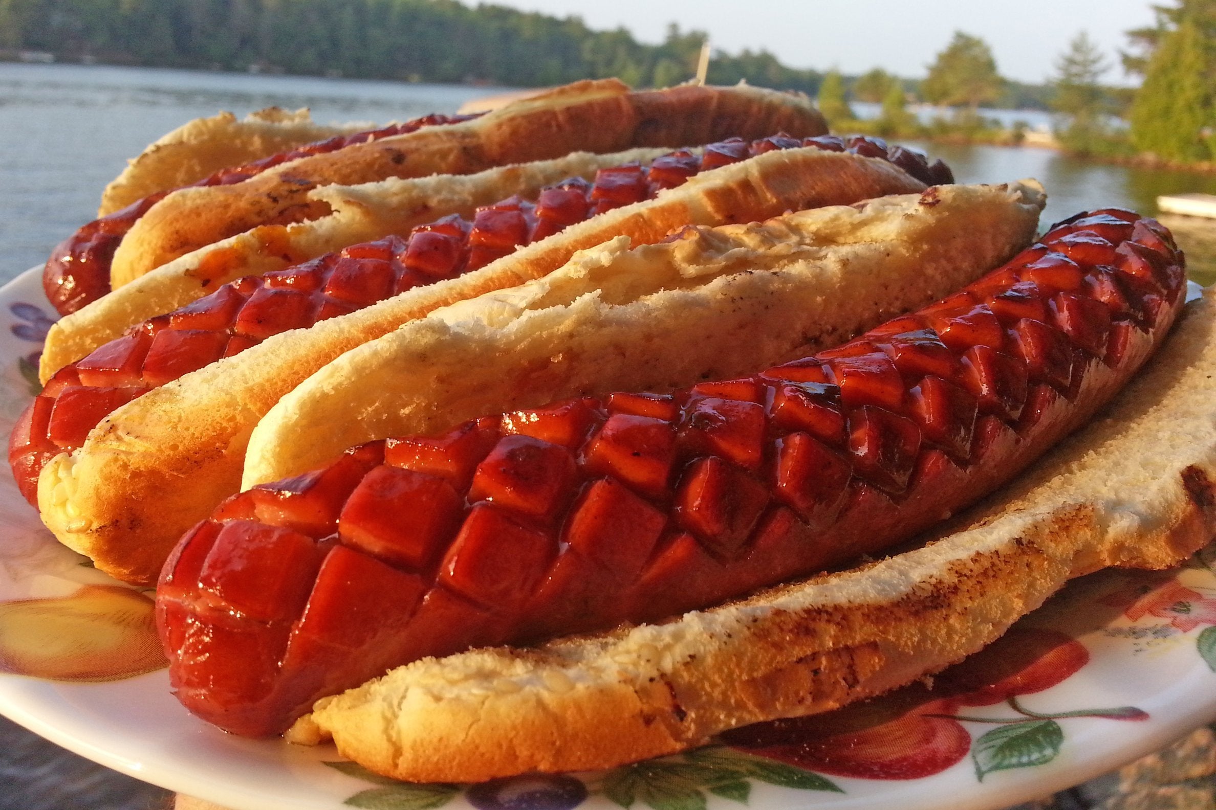SLOTDOG prep-friendly on cold, firm skinless hot dogs from the fridge
