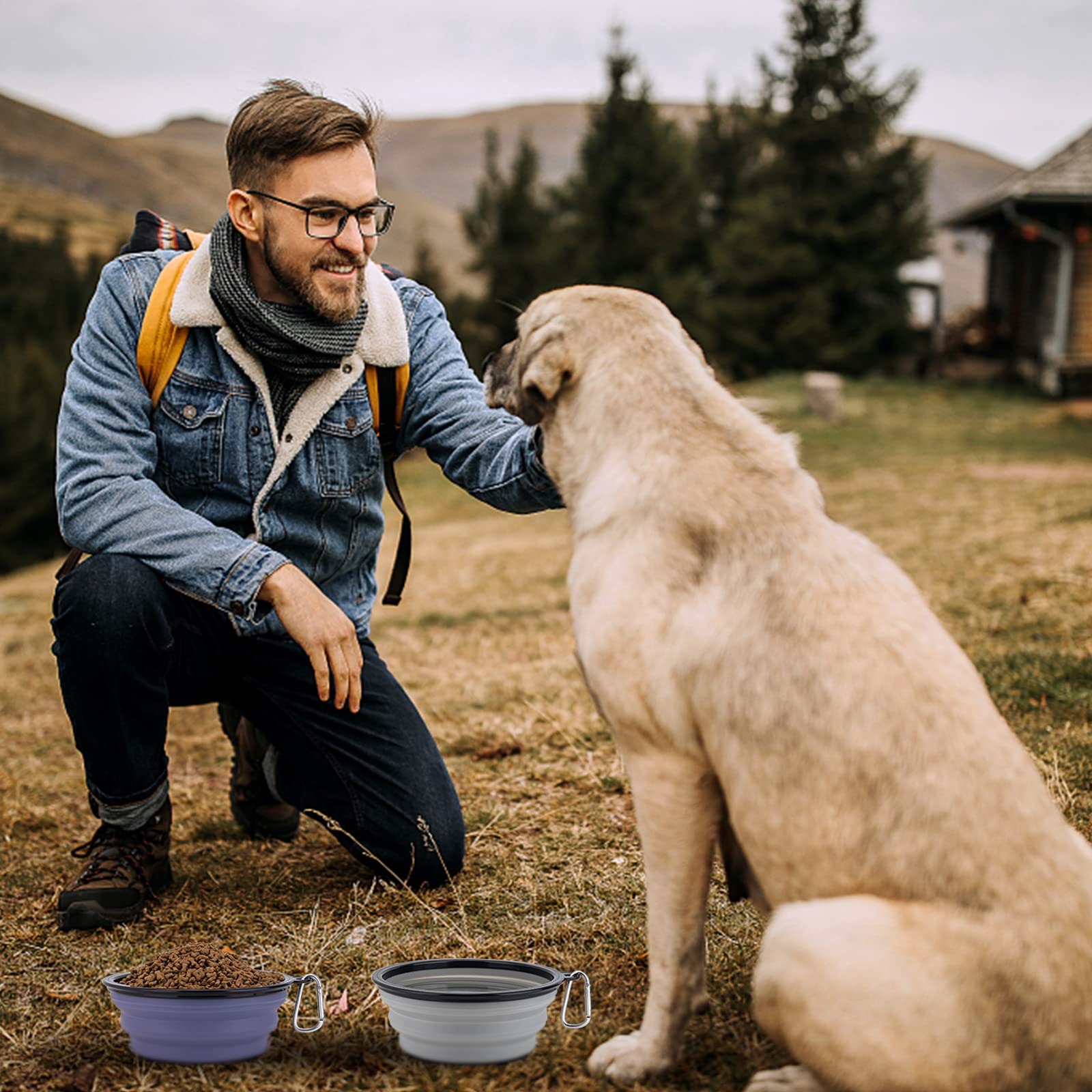 SLSON collapsible dog bowl with buckle attachment for on the go use.