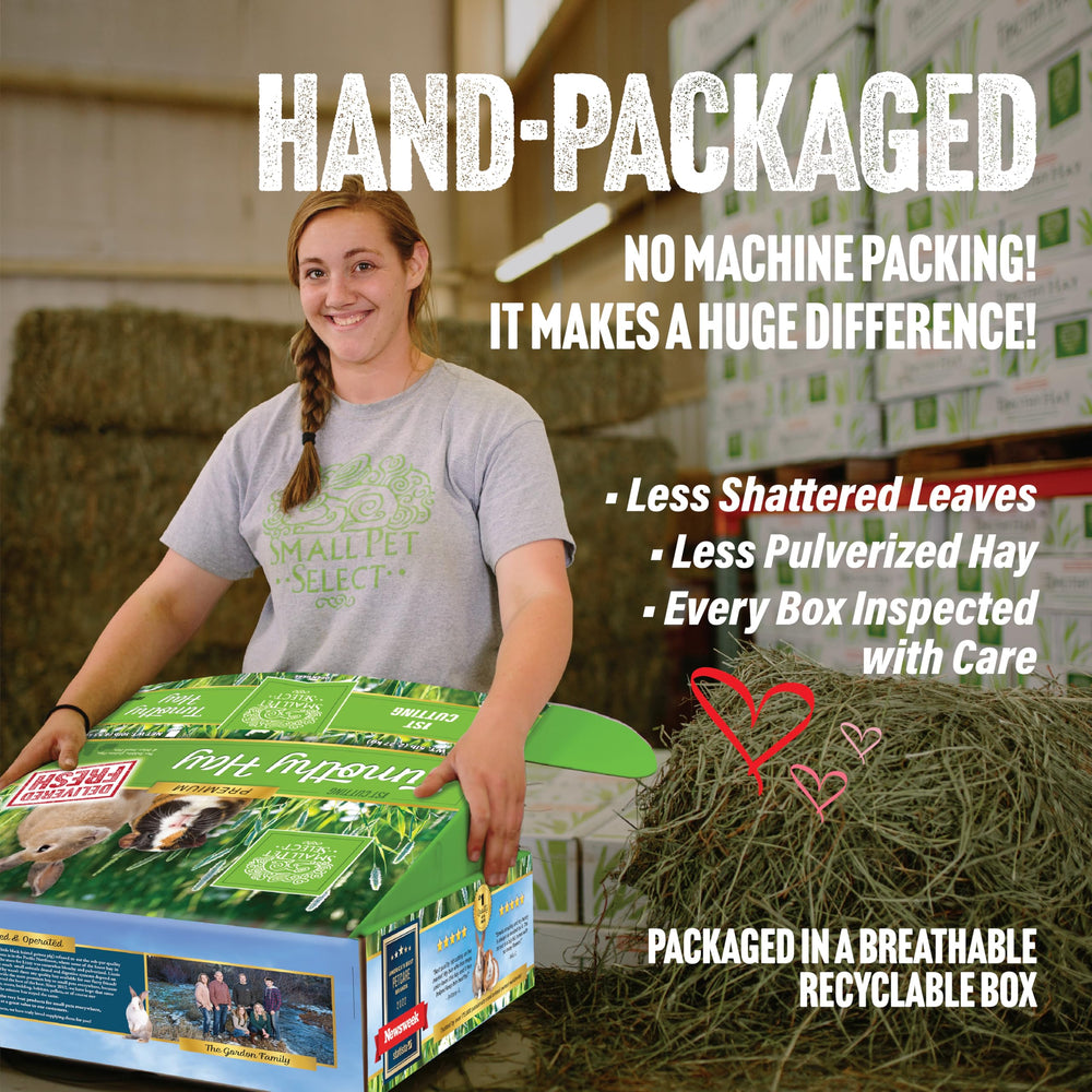 Small Pet Select fresh-from-farm delivery emphasizes freshness in each 10 lb box.