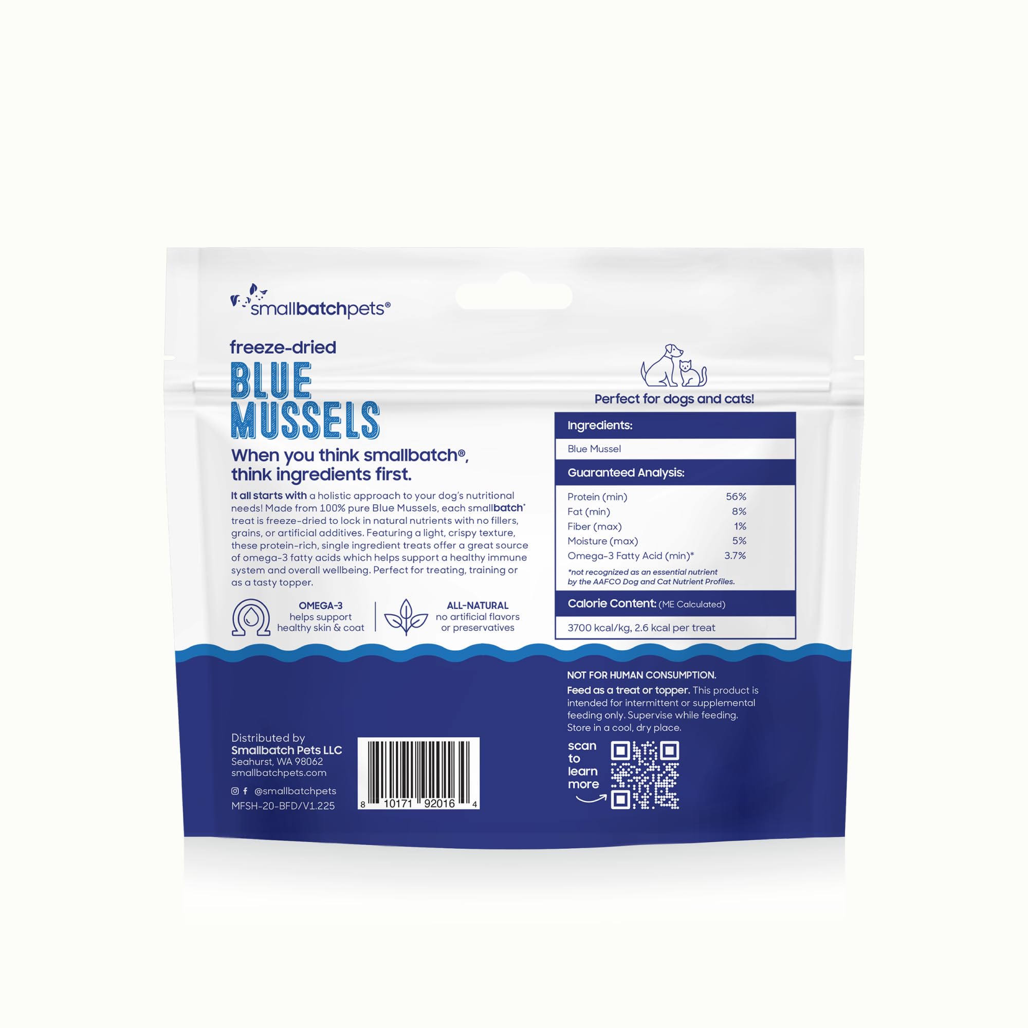 Smallbatch Pets blue mussels treat USA-made badge signals ethical sourcing.