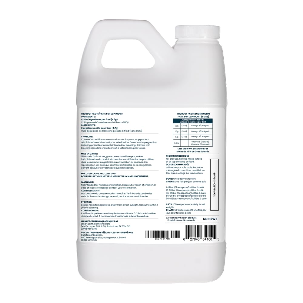 Smart Earth Camelina Oil for Dogs label close-up highlighting purity.