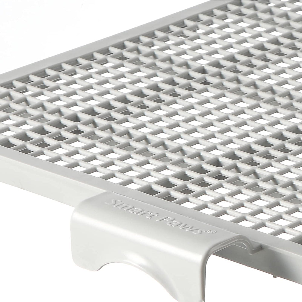 Smart Paws tray split design in assembled view