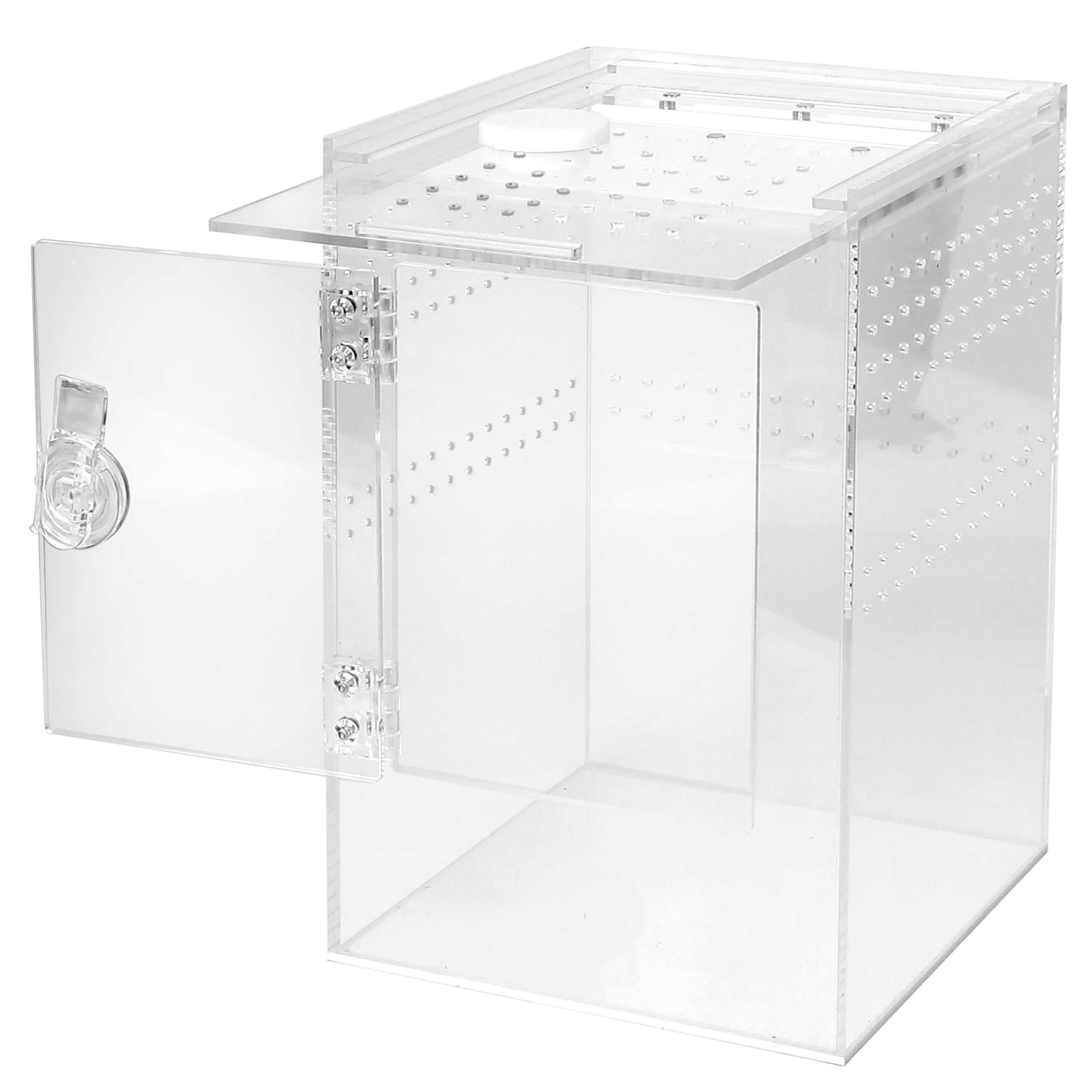 Smartang tall arboreal enclosure promotes cross-ventilation for fresh airflow.