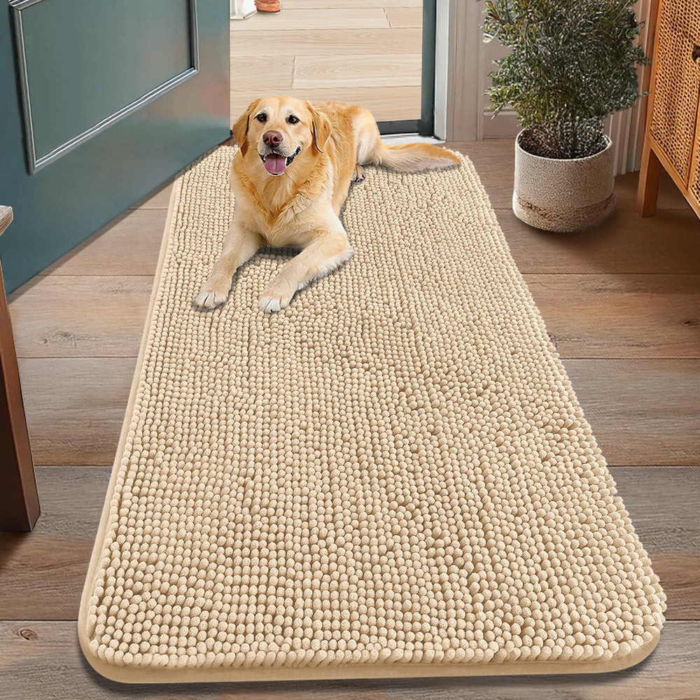Smiry dog door mat closeup shows plush chenille fibers that welcome muddy paws.