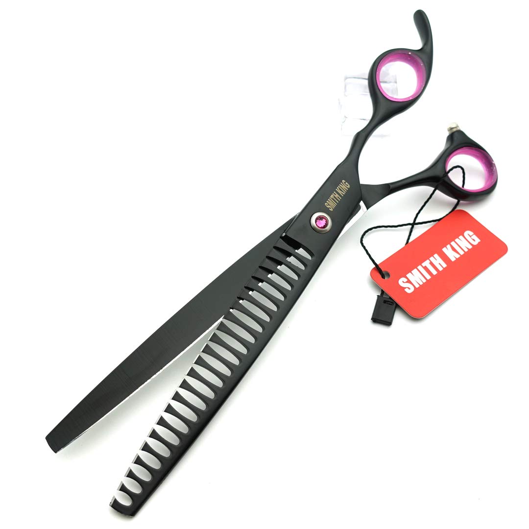 Smithking grooming set case visual for organized storage.