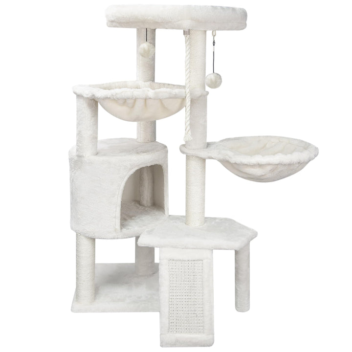 Smouatou Wang Xin cat tree top platform provides a cozy lookout for cats.