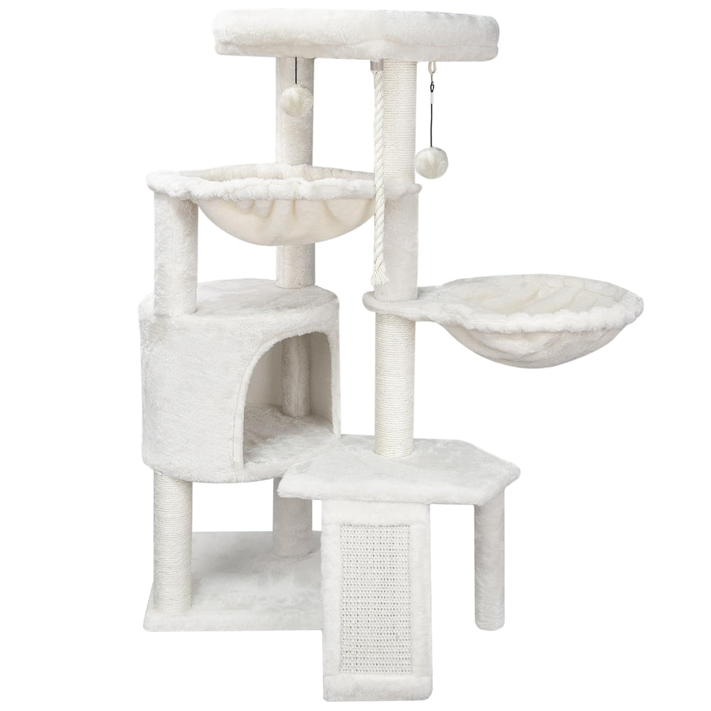 Smouatou Wang Xin cat tree top platform provides a cozy lookout for cats.