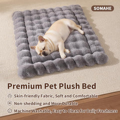 SOMAHE bed mat closeup shows soft faux fur and cozy lounging texture.
