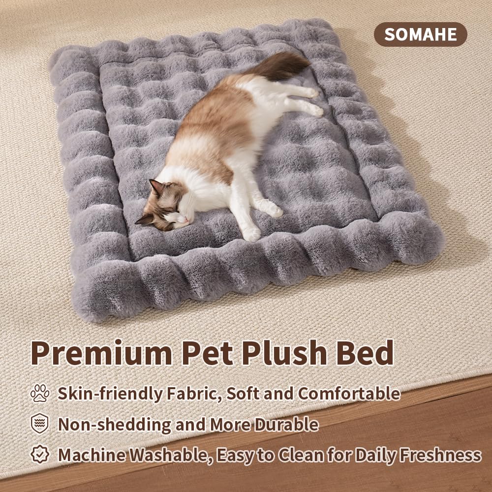 SOMAHE cat bed mat demonstrates machine-washable convenience with plush rebound.