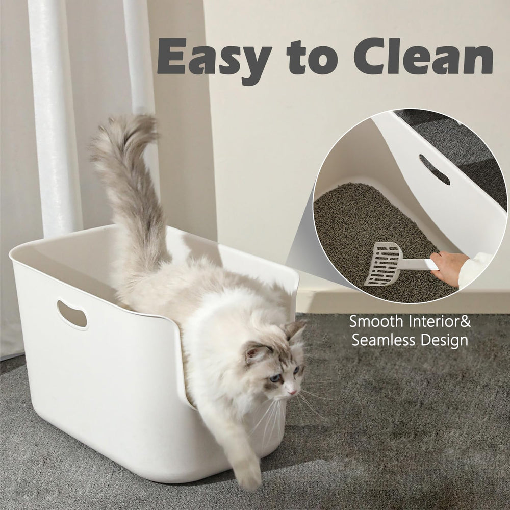 SpaceTime Anti-Splash Litter Box minimizes litter scatter around the tray.
