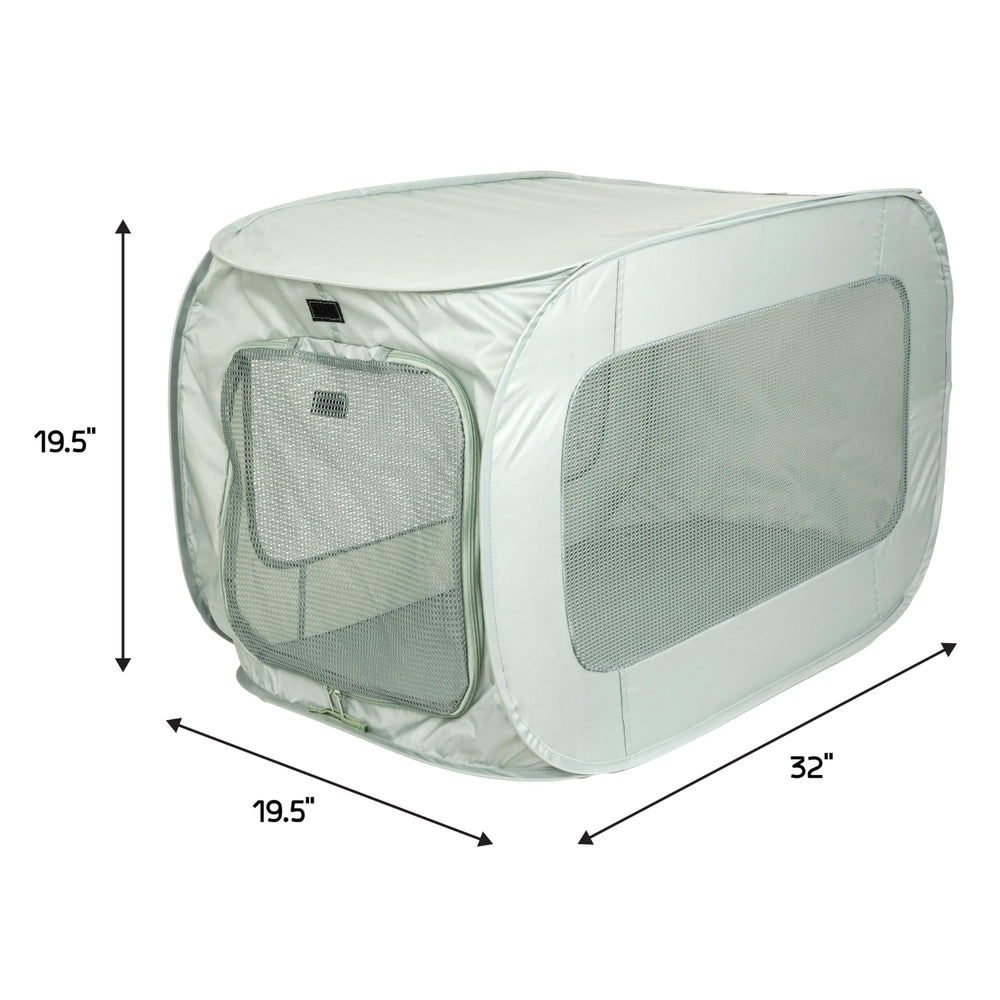 SportPet Designs soft-sided kennel features breathable mesh sides for ventilation and visibility.