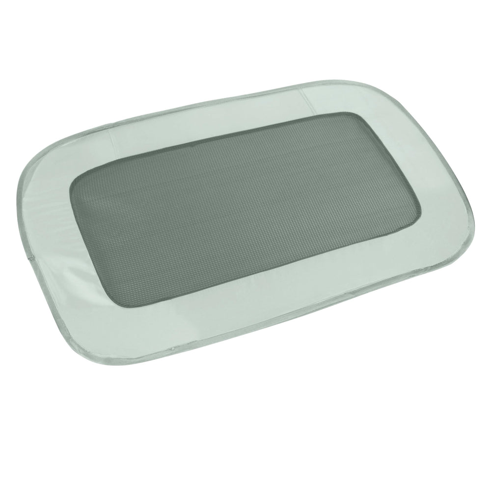 SportPet Designs soft-sided kennel includes seatbelt straps to stay secured in your vehicle.
